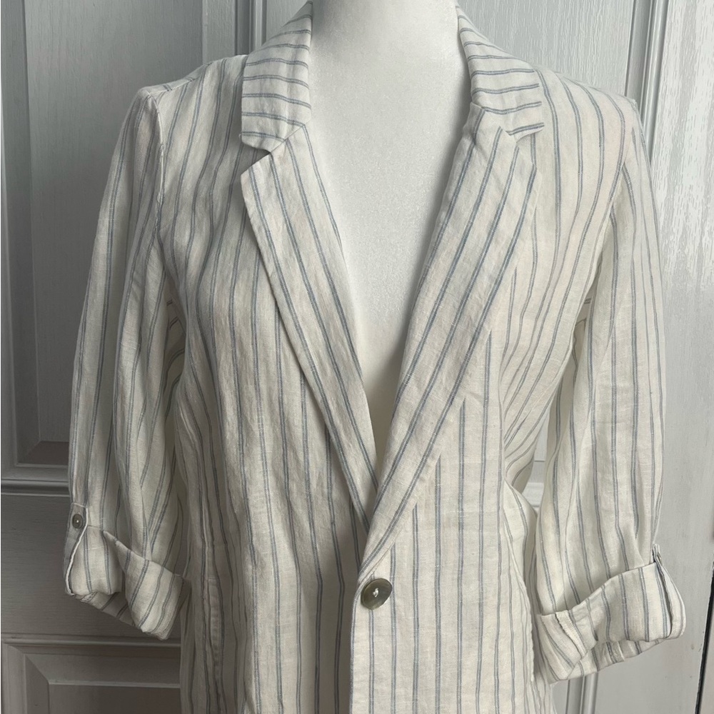 C&C California Cream and Blue Casual Blazer with Notched Lapels